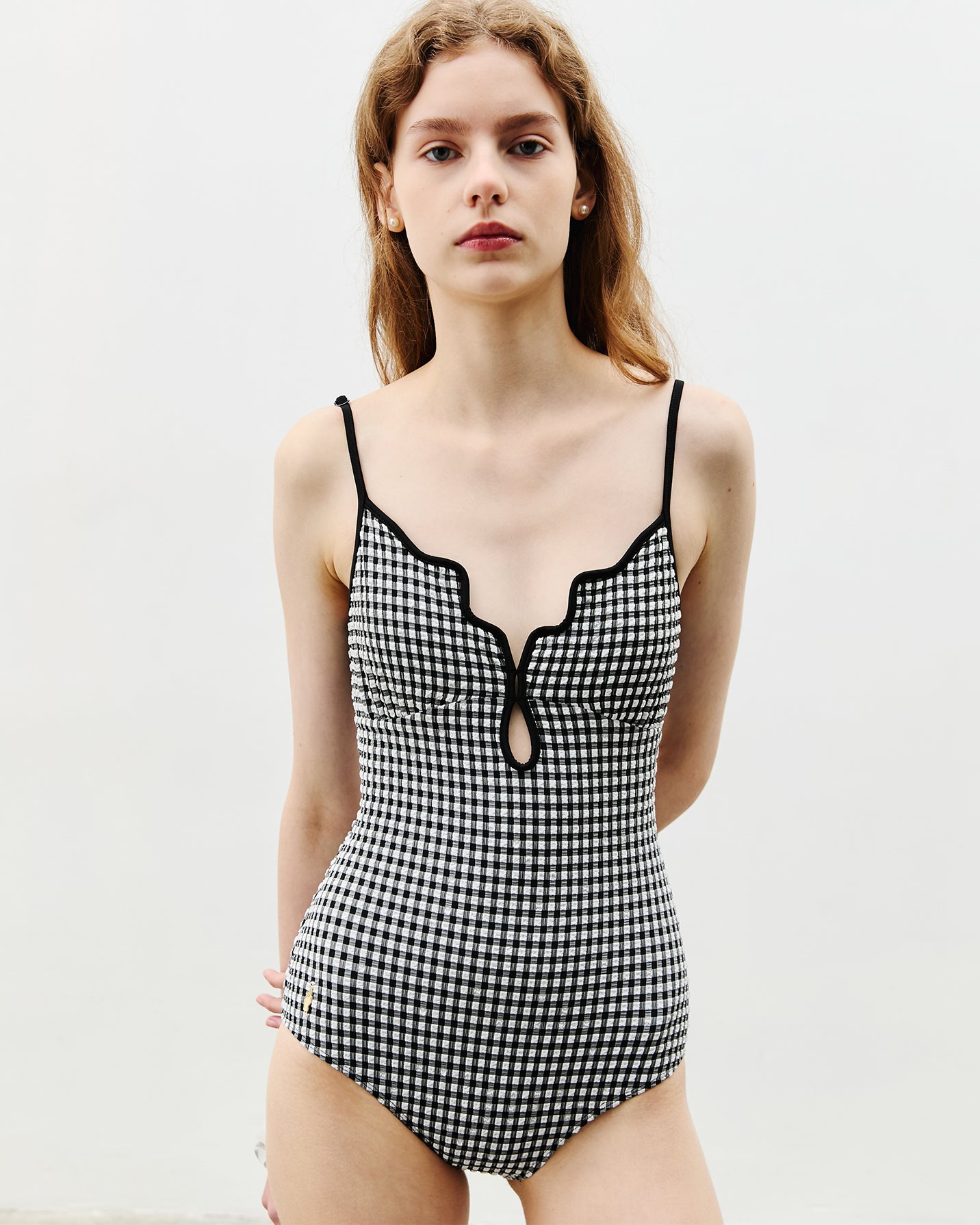 #colour_black gingham