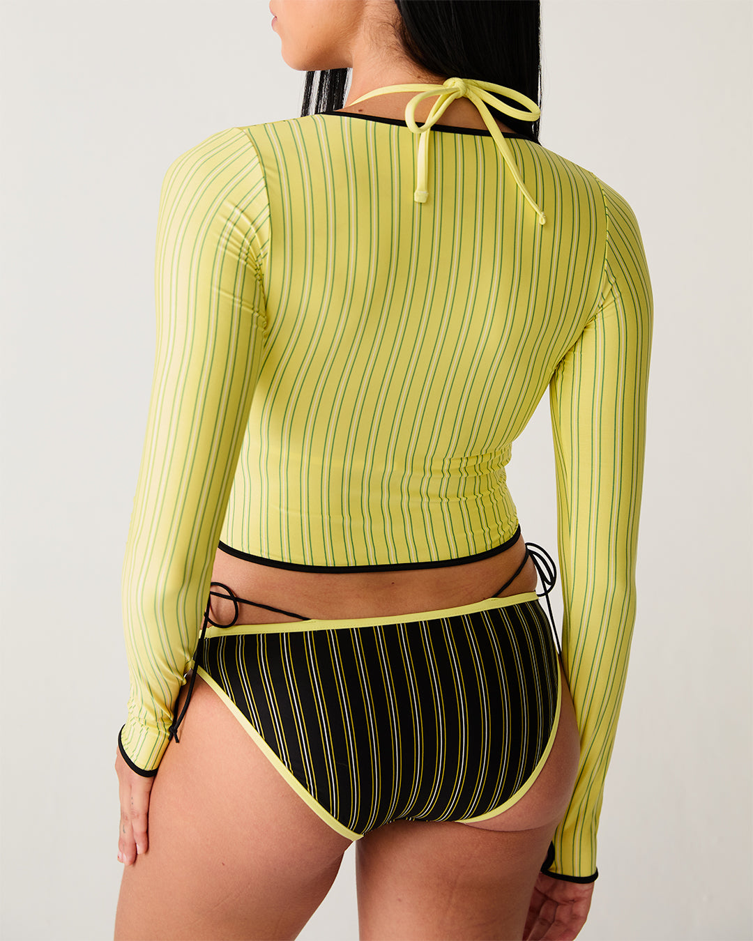 #colour_banana noir