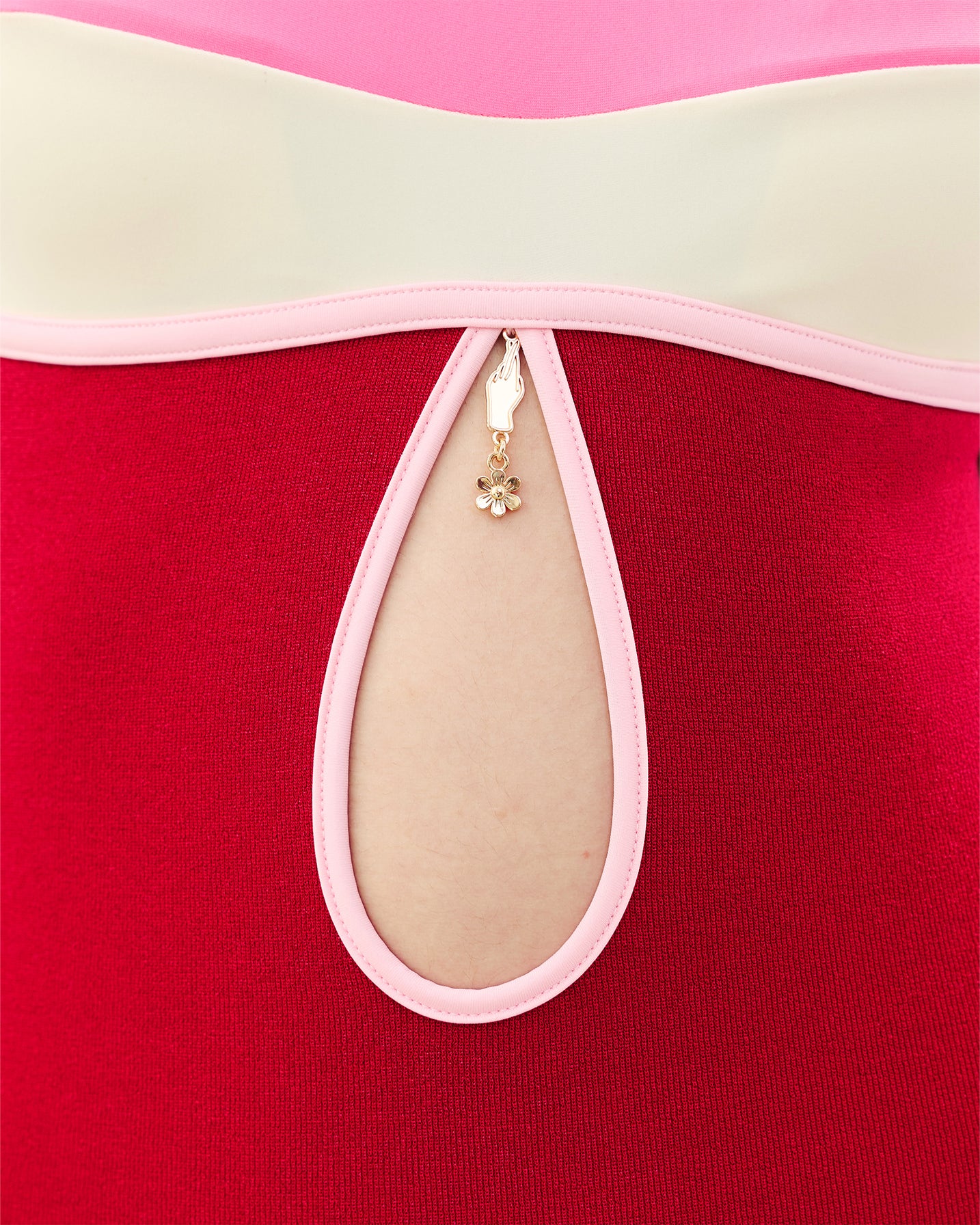 #colour_red lurex