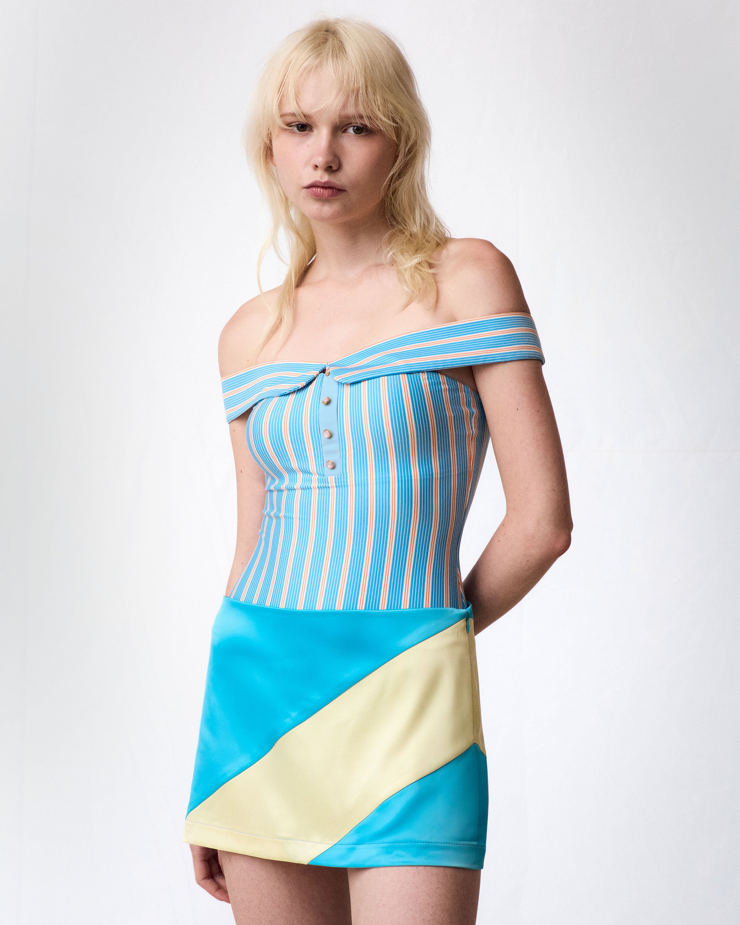 #colour_blue startdust