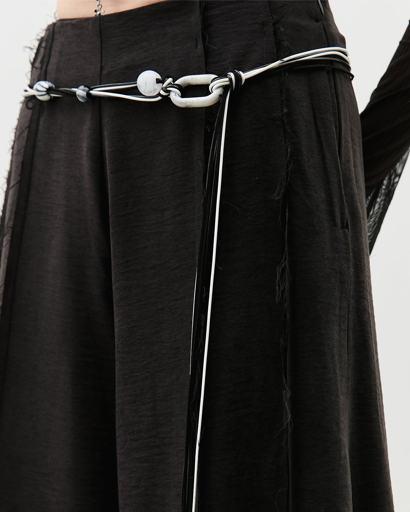 #colour_CHARCOAL BLACK