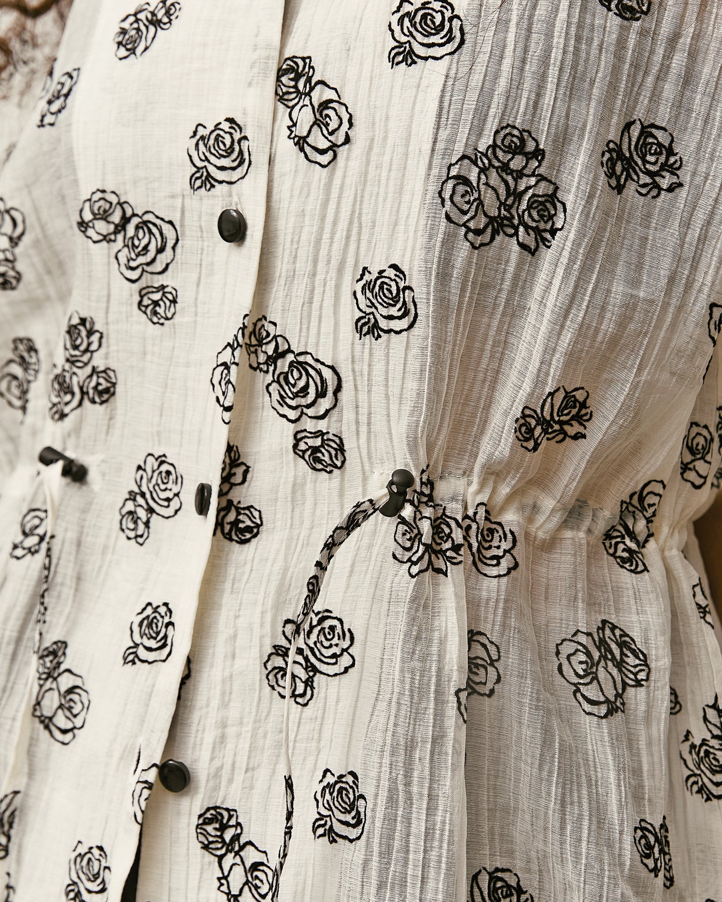 #colour_Ivory Rose